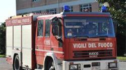 Custode brasiliano tenta il suicidio e dà fuoco a una casa