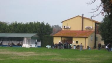Visitatori restano chiusi nel parco delle Cascine di Tavola
