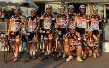 <b>CRAL CONTINENTAL. </b>Alcuni dei cicloamatori labronici presenti alla gara 