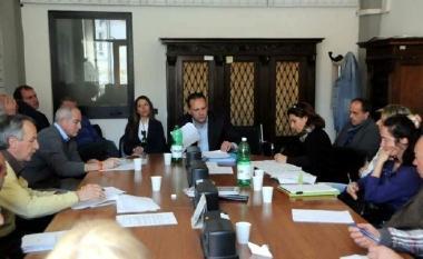 Il tavolo del commercio a Palazzo civico     