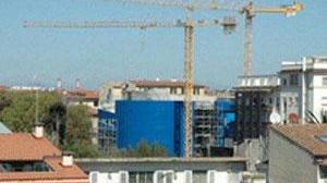 L'ex Odeon diventa blu Cosa ne pensate?