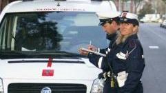 I vigili mentre fanno i rilievi