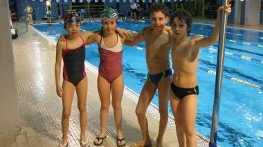 Vola la staffetta maschile nella 4x25