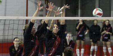 Unazione di gioco della pallavolo femminile Prato Virtus Carmignano 