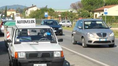 L’autovelox installato sulla Panda bianca del Comune