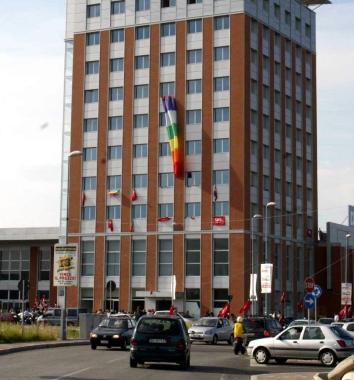 La torre di Porta a Terra: al sesto piano il call center 