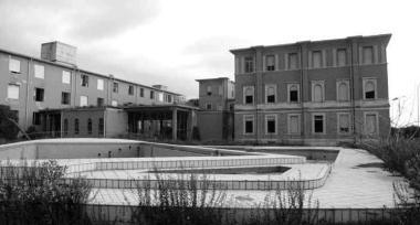 <strong>COLONIE.</strong> Sopra uno scorcio della Ettore Motta a destra la Turimar