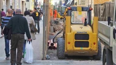 Cantieri per 400 giorni ma trenta metri per volta