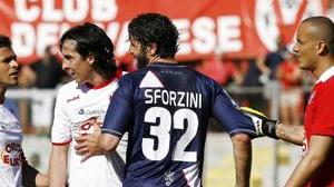 Grifone, a Varese sconfitta e 2 espulsi