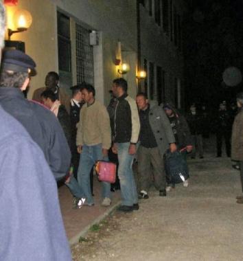 <b>PROFUGHI </b>al loro arrivo a Massa Marittima 