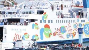 Auto in fila agli imbarchi per l’Elba, gli operatori sperano di confermare i numeri della Pasqua dello scorso anno