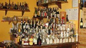 Furto di Brunello e champagne Sono i "ladri del sabato sera"