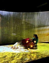 Una scena dello spettacolo Kindur gi&agrave; andato in scena al Fabbrichino e che ora andr&agrave; in tourn&egrave;e in America Una tourn&egrave;e con trenta spettacoli, interamente finanziata dal progetto New England Foundation for the Arts 