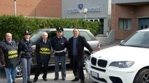 Fermate alla dogana due auto di lusso rubate