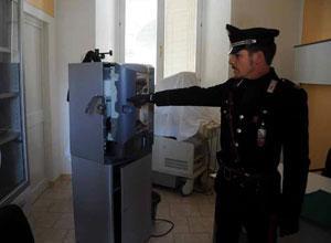 Scassinata all'Asl di Pontremoli la cassa del distributore bevande