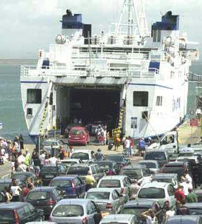 Una nave Toremar 