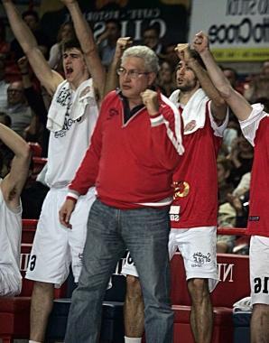 Coach Massimo Angelucci    
