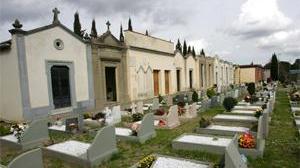 Sotto inchiesta la "banda del caro estinto", 6 indagati
