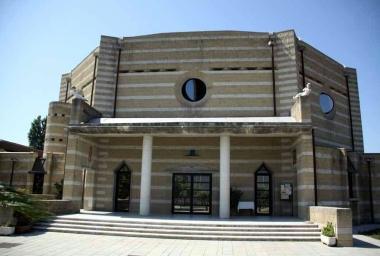 La parrocchia della Santissima Annunziata a Marina di Carrara     