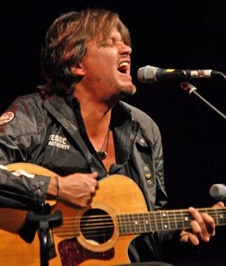 Il concerto di Cristiano De Andr&egrave; dello scorso anno in piazza Risorgimento  