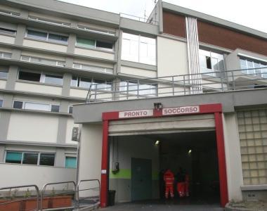 Donna incinta si sente male dopo la lite