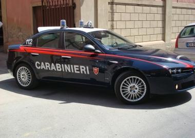 Una pattuglia dei carabinieri  