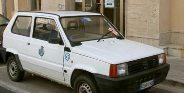 Una delle macchine del Comune 