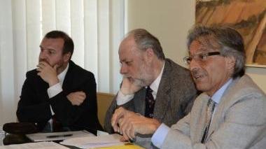 <b>ASSEMBLEA.</b> Da sinistra gli avvocati Boccini, Ceciarini e Bonacchi