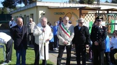 Una fase della inaugurazione dei nuovi campi da tennis a Suvereto