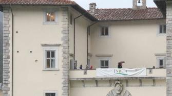 Enolia torna in grande stile tra il salame al pesto e un premio a Toscani