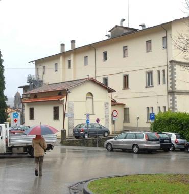 Volantini della "Colò" a sostegno dell'ospedale