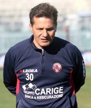 <b>FIDUCIA. </b>Walter Novellino 