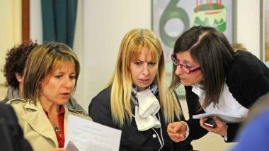 Le precarie ieri nella sede della Cisl