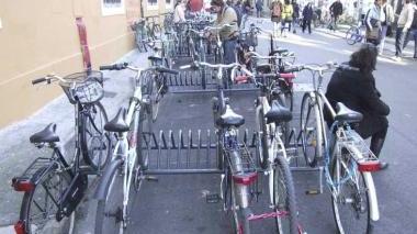 Bici rubate in vendita davanti alla mensa universitaria