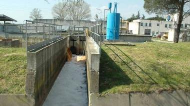 Il depuratore del Calice A destra Rinaldo Bini