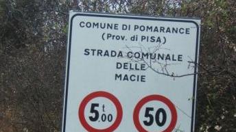 <b>LA VIA</b> La strada delle Macie oggetto della protesta perché di fatto non è comunale