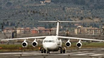 Aeroporti e rifiuti, stop di Pisa a Firenze