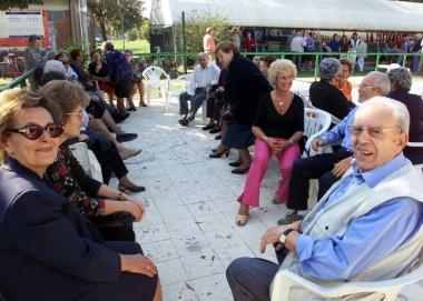Pensionati durante una festa 