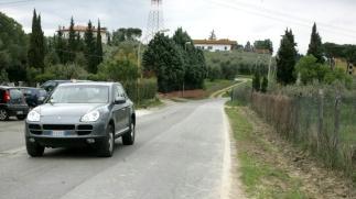 La zona dove il piccolo è stato fatto salire in auto
