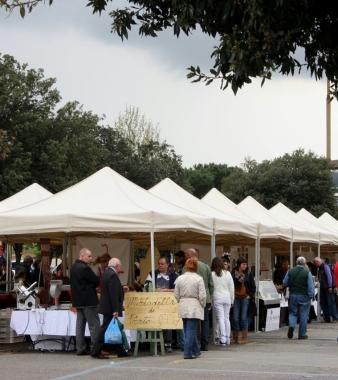 Il mercatino di piazza del Mercato Nuovo      