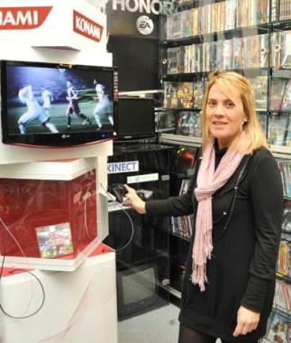Mara Maccariello del negozio Video Magic di Cecina tra gli sponsor dei premi finali 