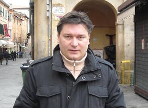 «Se diventa sindaco i pazienti perdono un medico»