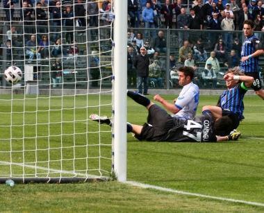 Lattaccante georgiano Levan Mchedlidze anticipa luscita di Consigli e porta in vantaggio lEmpoli  