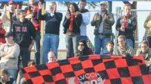 I supporters rossoneri in gradinata: attendono una grande prestazione da parte della Lucchese