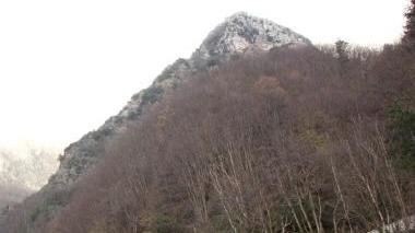 La zona in cui è avvenuto il recupero dei due giovani