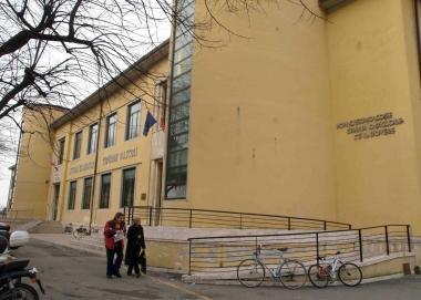 Le scuole medie Barsanti di Pietrasanta 
