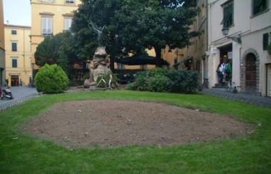 Piazzetta XX Settembre nel centro storico 