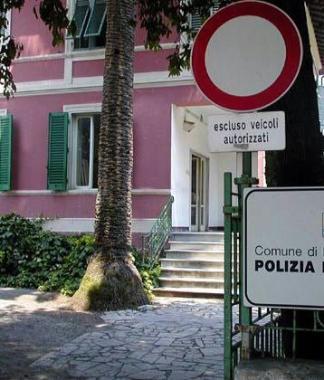 La sede attuale del Comando dei vigili urbani           