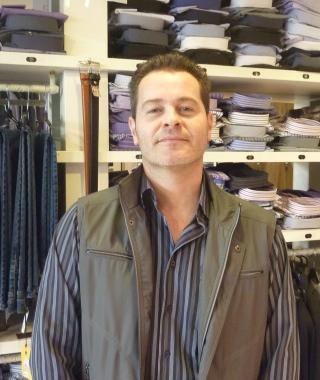 Tre commercianti di piazza Attias: nellordine Leonardo Tassari, Davide Sedda e Gianni Sammartano   