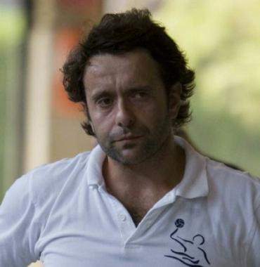 <b>COACH. </b>Romano 